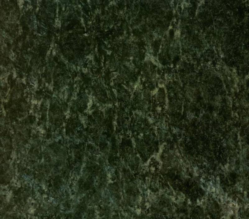 Détail de surface — marbre serpentino vert toscan poli, veinage discret